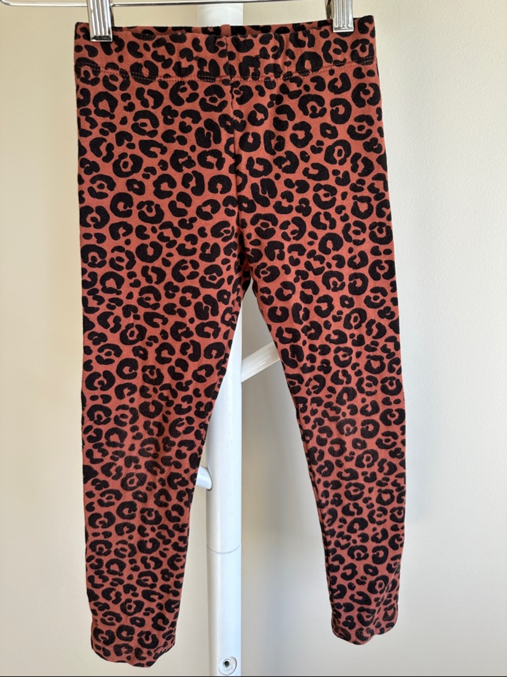 H&M Leopard Print Set Size 5T - Picture 10 of 16